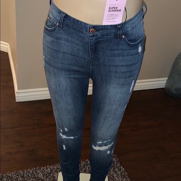 Plus Size Jeans Celebrity Pink 👖 - Picture 2 of 8